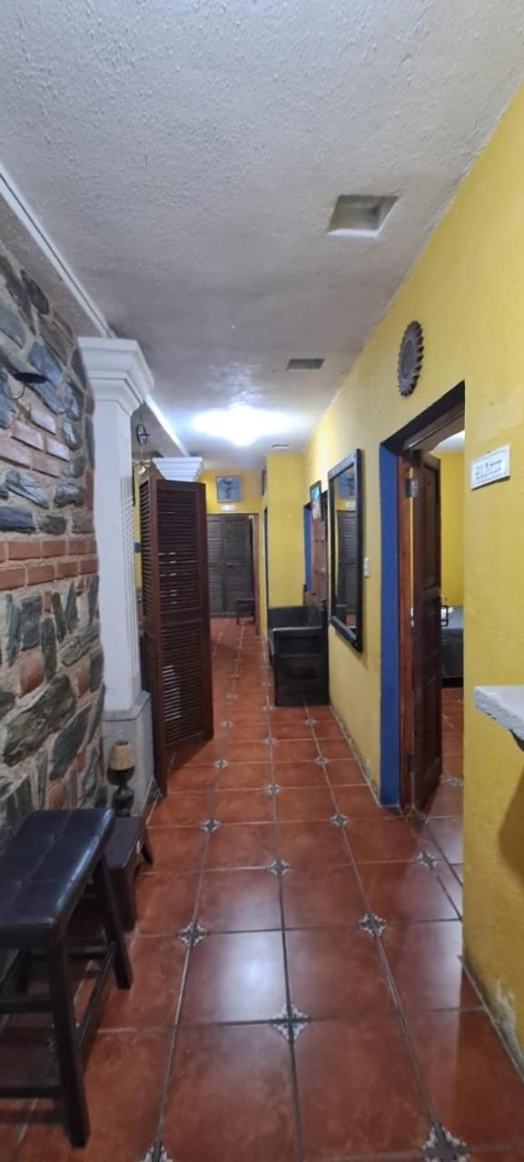 Hotel Posada Gutierrez Antigua Exteriér fotografie