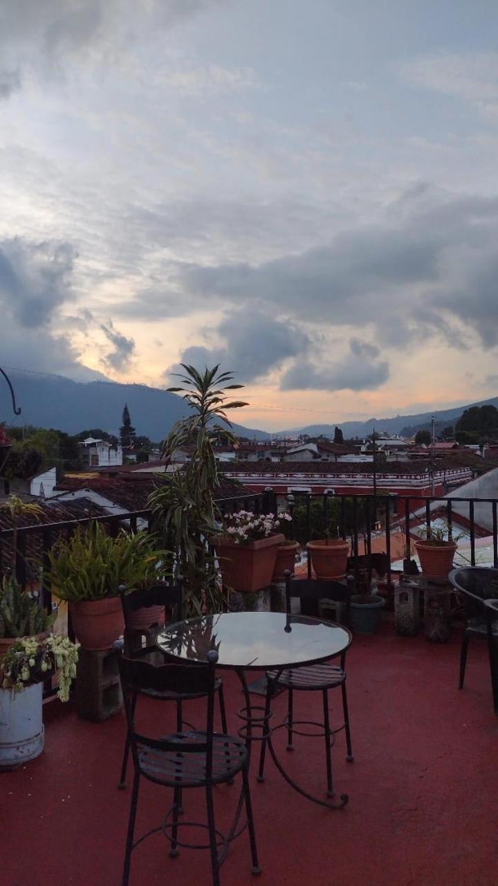 Hotel Posada Gutierrez Antigua Exteriér fotografie